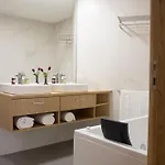 Coliseum Szálloda 3*
