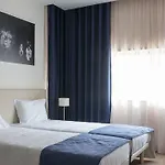 Coliseum Szálloda 3*
