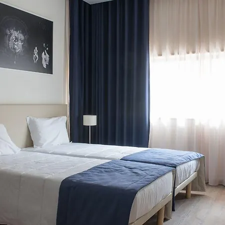 Coliseum Hotel 3*