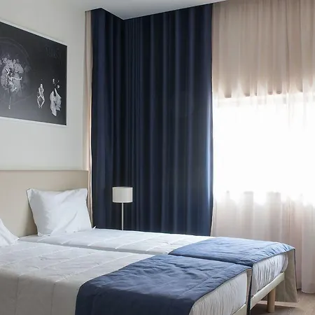 Coliseum Hotel 3*
