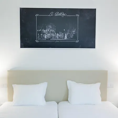 Hotel Coliseum 3*