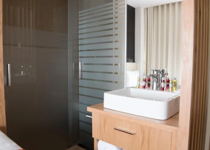 Coliseum فندق بورتو