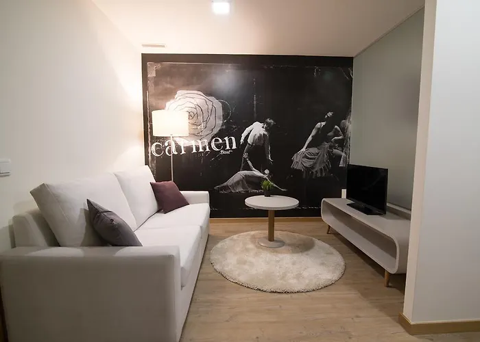 Coliseum فندق 3*