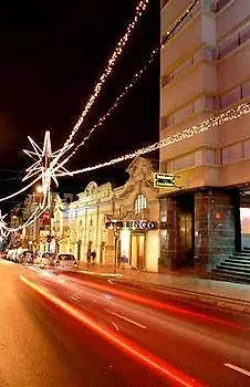 Coliseum فندق 3*