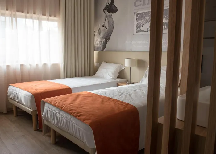 Coliseum 3* Порту