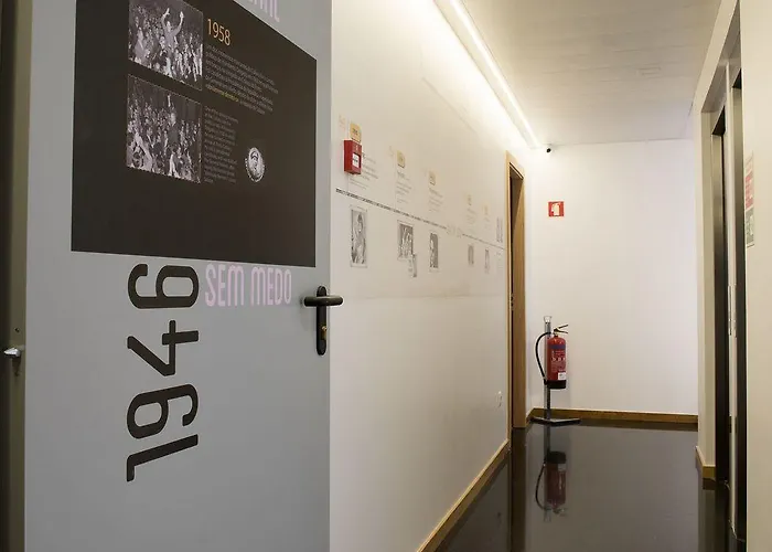 Отель Coliseum 3*